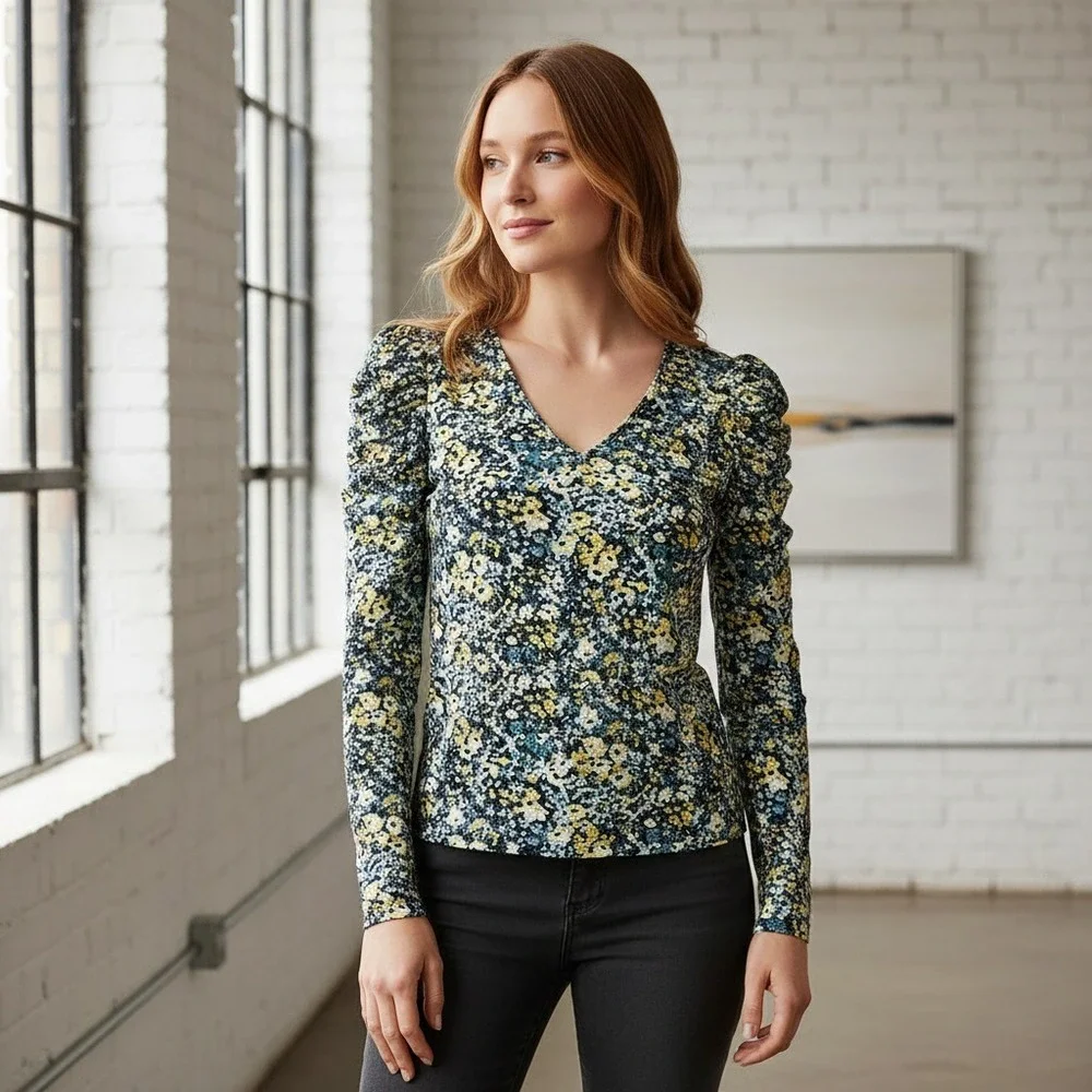 NEW Loft XS Top V Neck Puff‎ Sleeve Floral Cottage Bloom Boho Chic Coastal